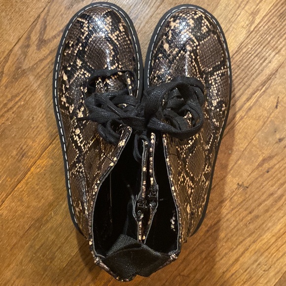 NEW Forever 21 Combat Boots 8 - Picture 6 of 8